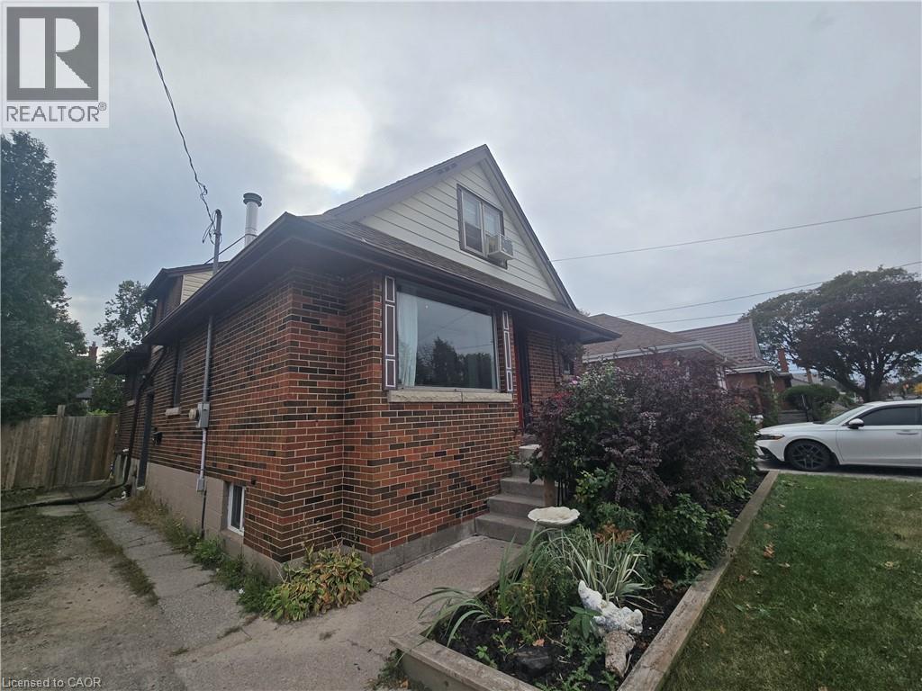996 QUEENSDALE Avenue E Unit# B, Hamilton, Ontario