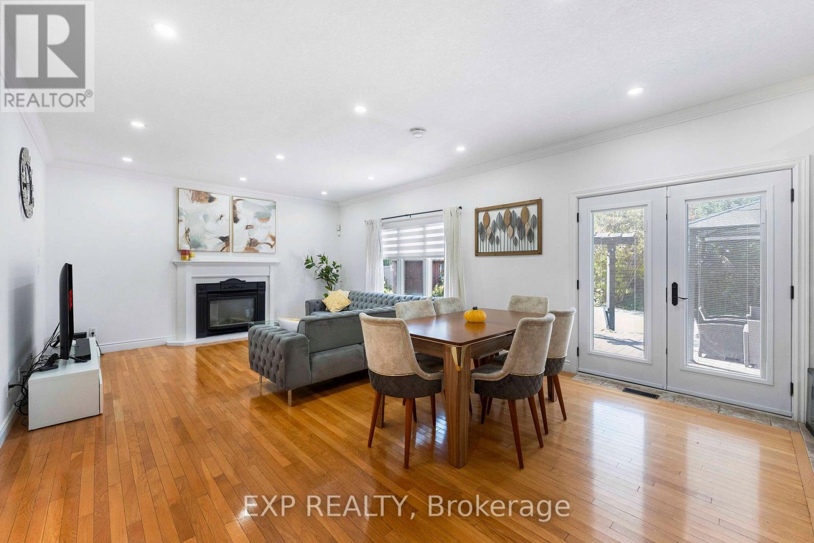 577 Waterton Drive, Waterloo, Ontario  N2V 2K5 - Photo 13 - X13856272