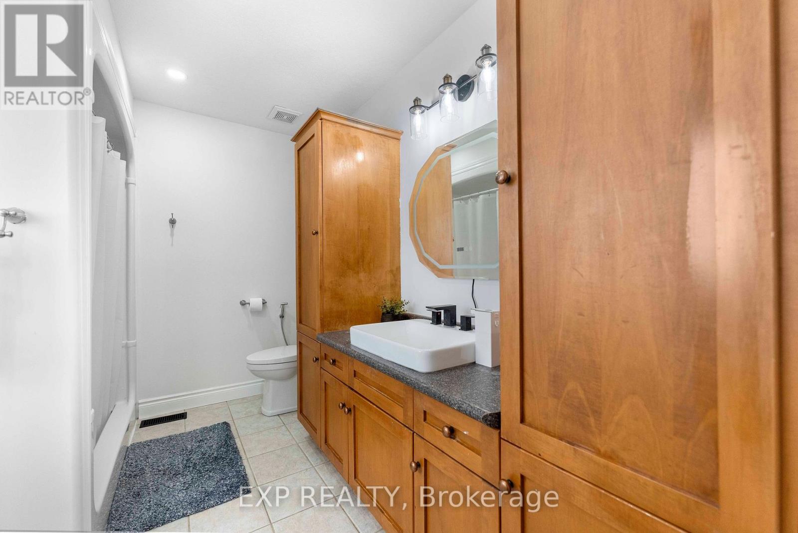 577 Waterton Drive, Waterloo, Ontario  N2V 2K5 - Photo 23 - X13856272