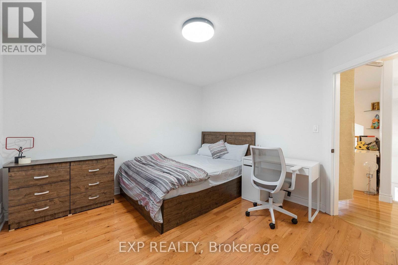 577 Waterton Drive, Waterloo, Ontario  N2V 2K5 - Photo 28 - X13856272