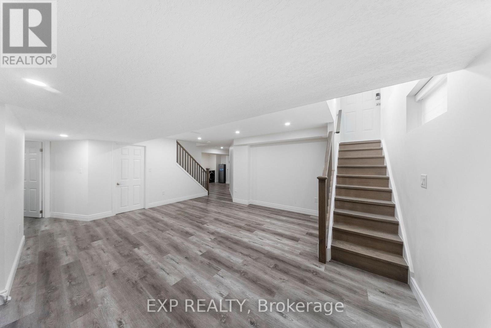 577 Waterton Drive, Waterloo, Ontario  N2V 2K5 - Photo 35 - X13856272