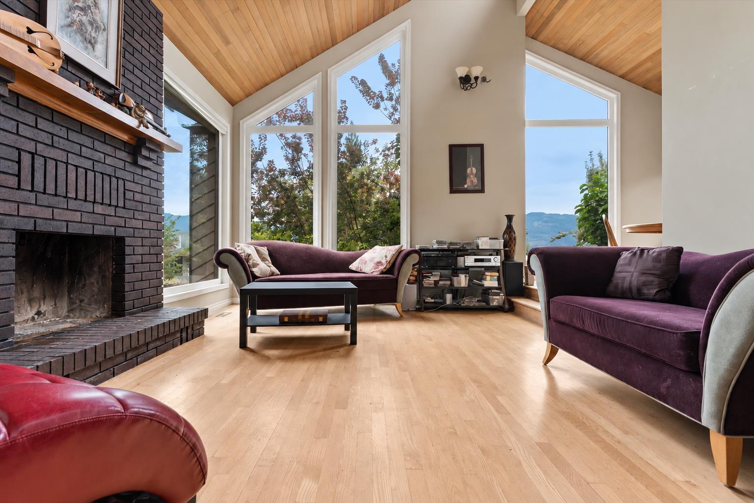 47390 SWALLOW CRESCENT|Little Mountain