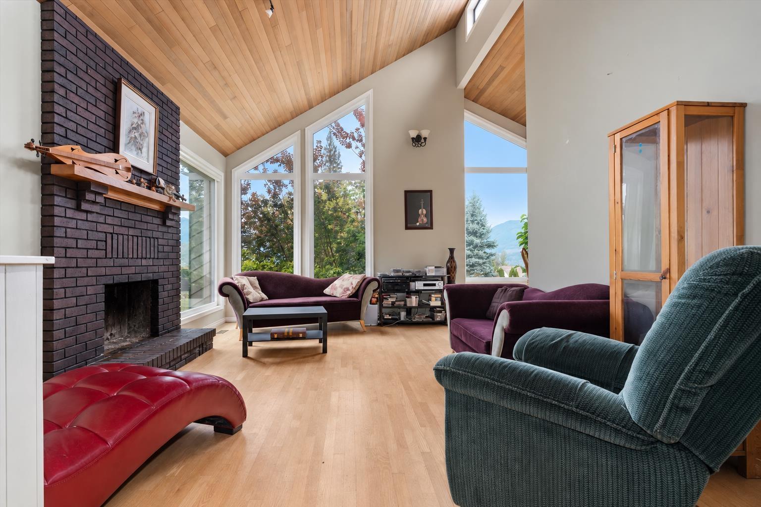 47390 SWALLOW CRESCENT|Little Mountain