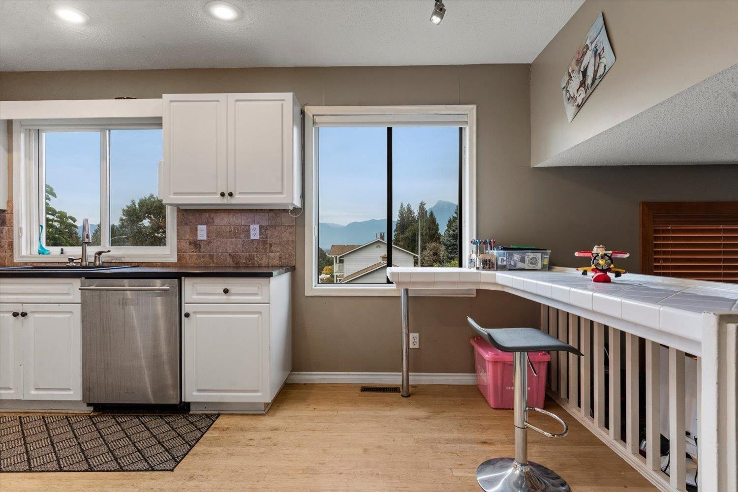 47390 SWALLOW CRESCENT|Little Mountain