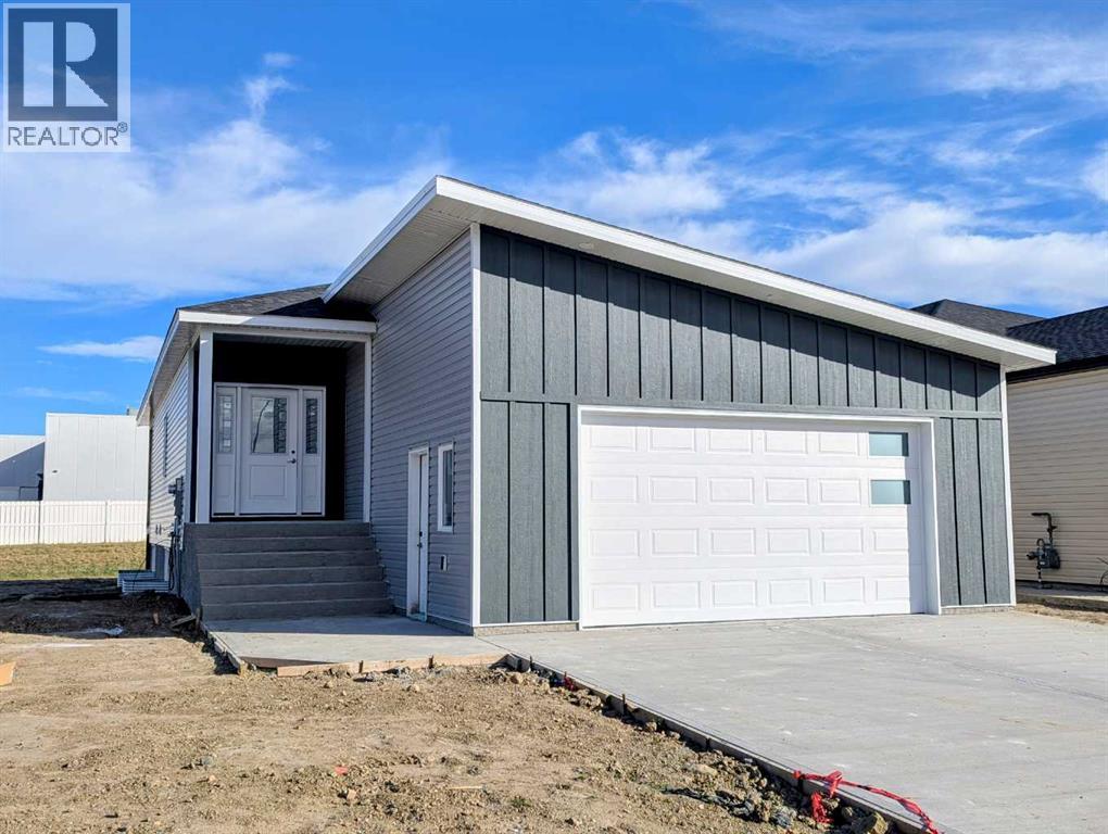 324 Somerside Road SE Medicine Hat Alberta Canada T1B0R2 2