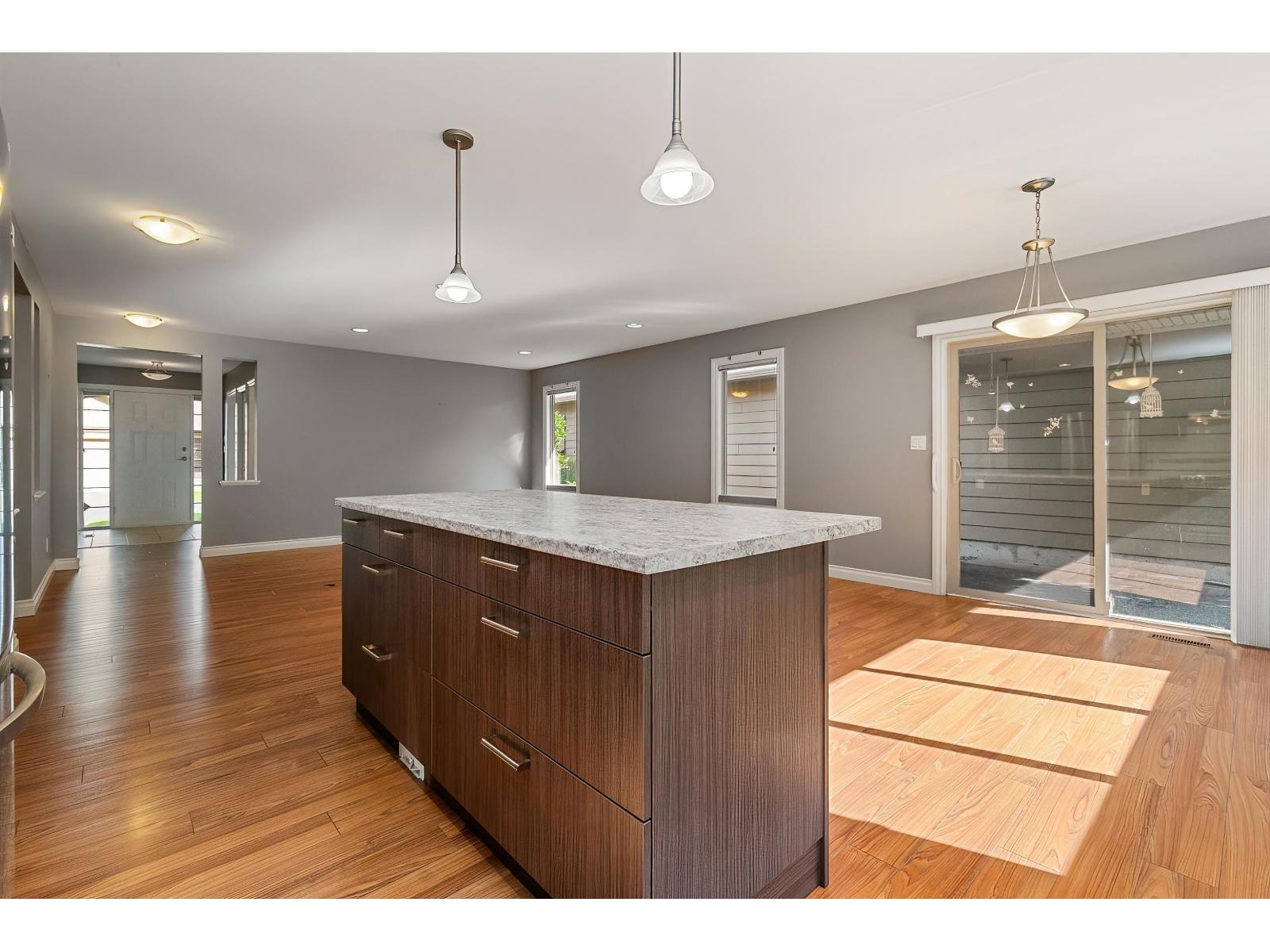 96 46000 THOMAS ROAD|Vedder Crossing