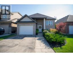 48 NIGHTINGALE Drive, Brantford, Ontario