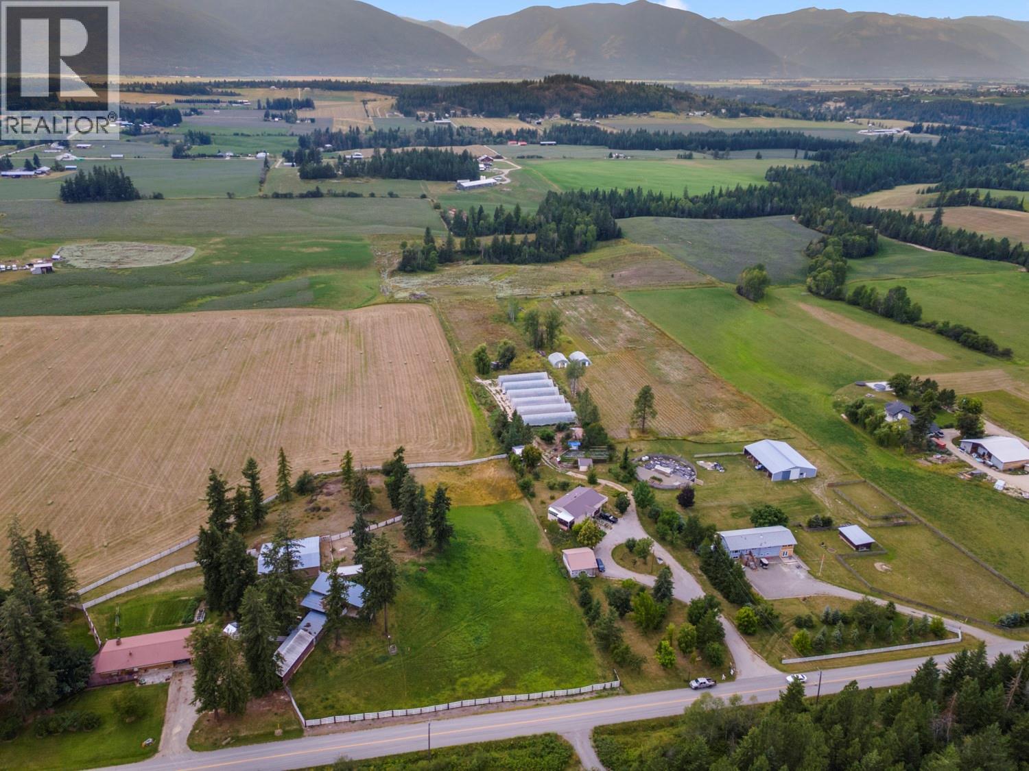 3095 Canyon Lister Road Lister British Columbia Canada V0B1C1 3