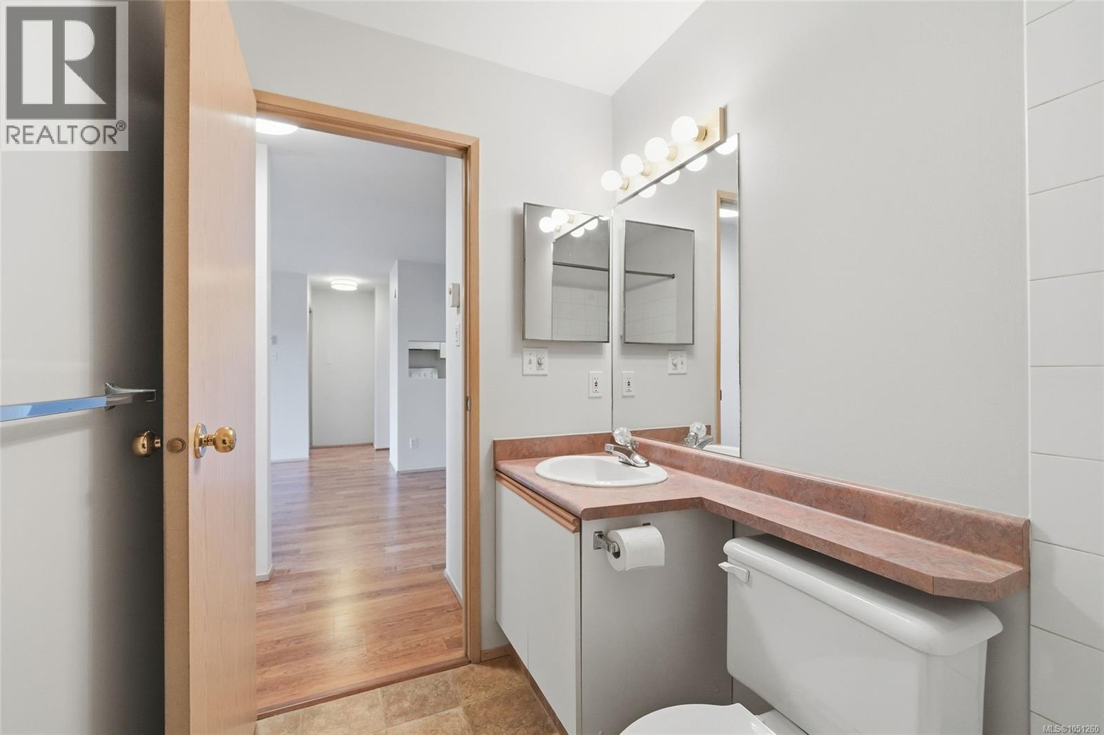 205 4971 Songbird Pl