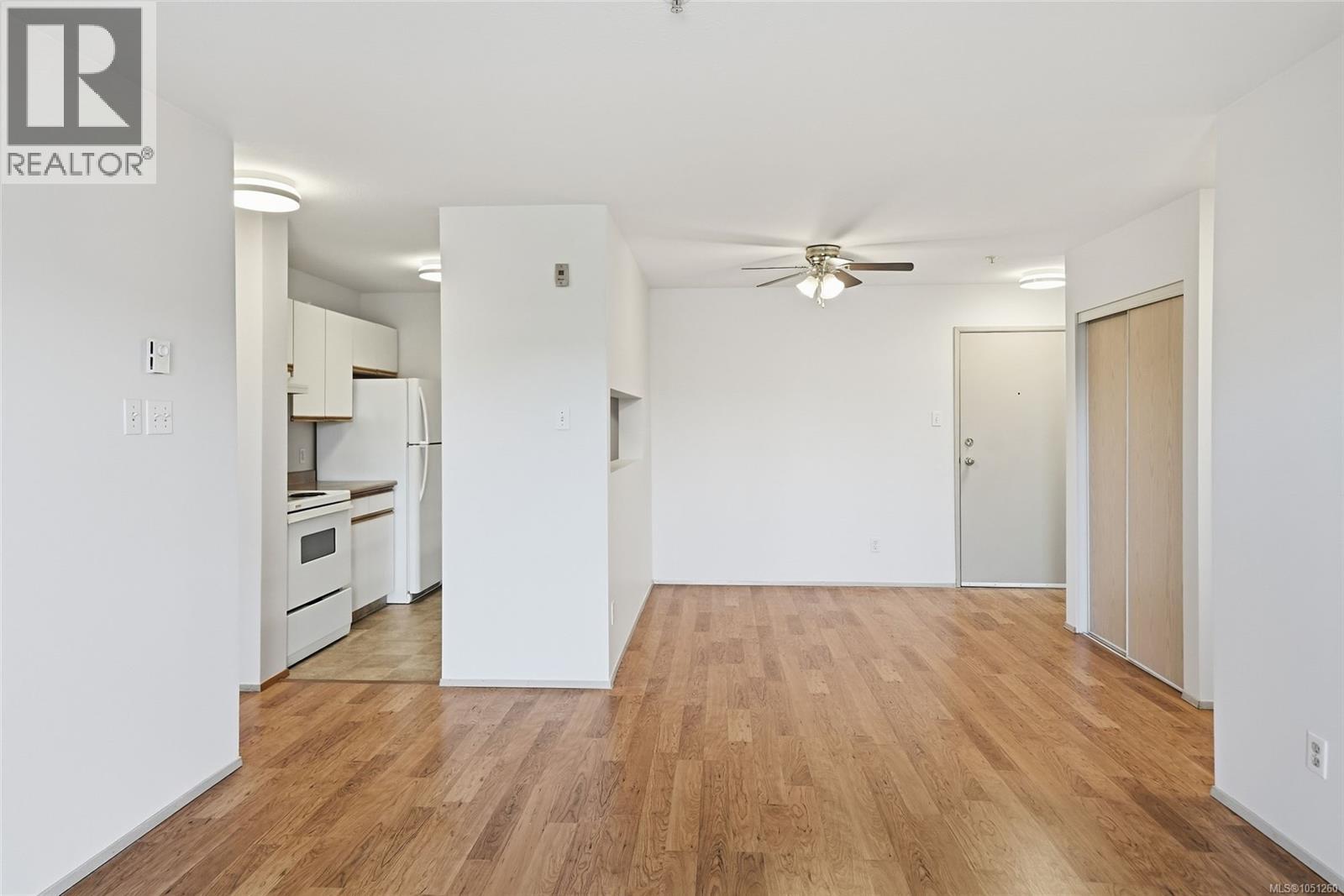 205 4971 Songbird Pl