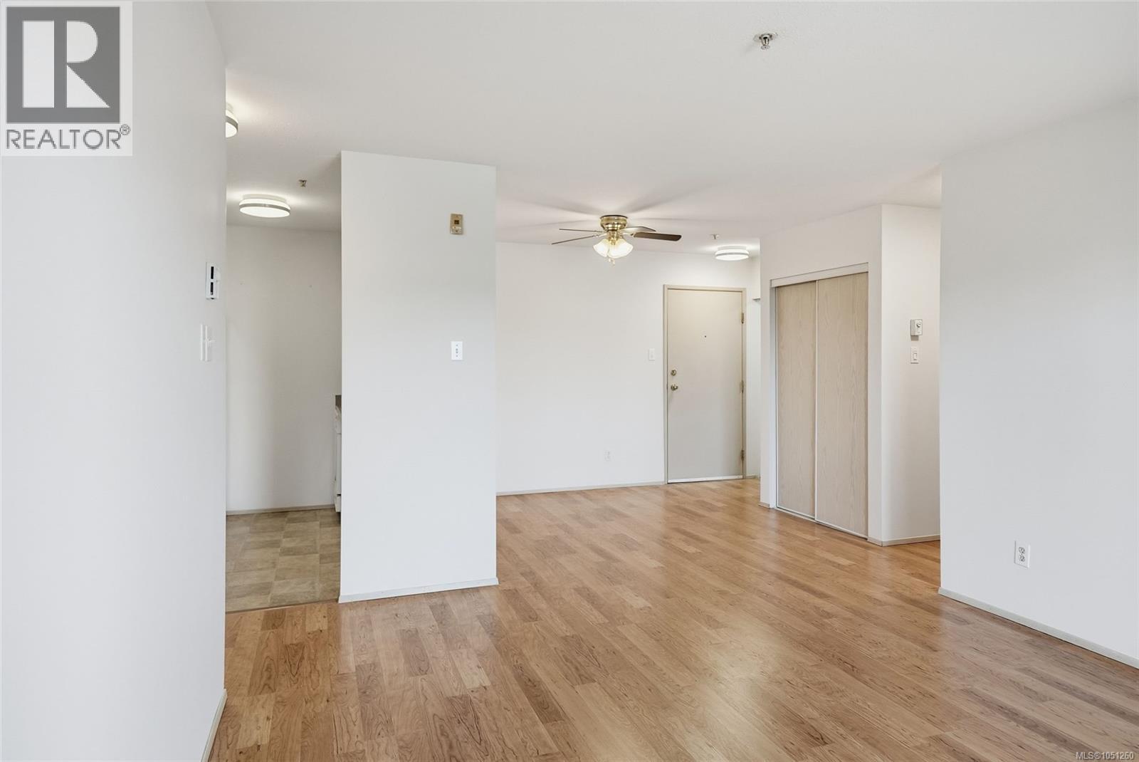 205 4971 Songbird Pl