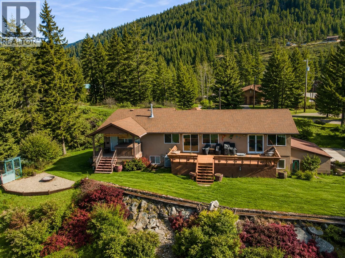 2715 3A Highway Wynndel British Columbia Canada V0B1G8 2