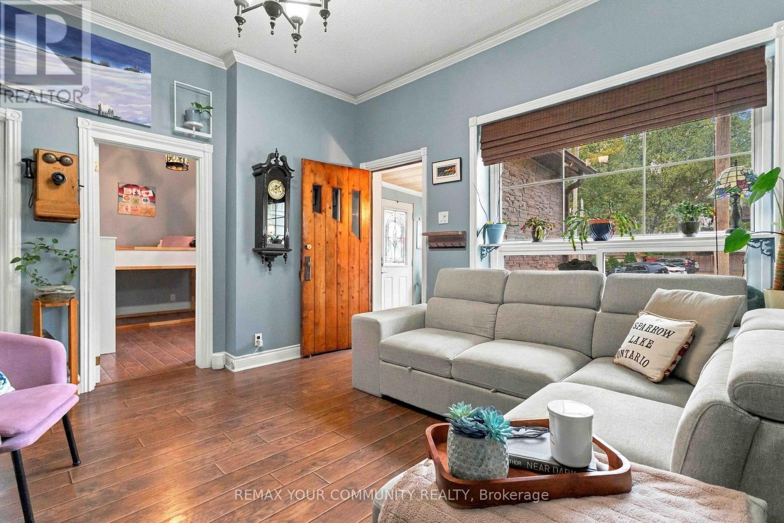 318 Mary Street W, Whitby, Ontario L1N 2R6 - Photo 5 - E13835746