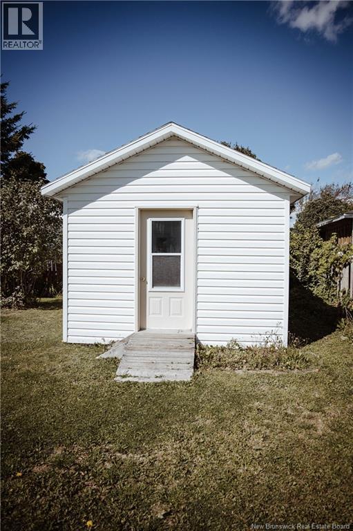 223 Dover Street, Campbellton, New Brunswick E3N 1R5 - Photo 4 - NB148539