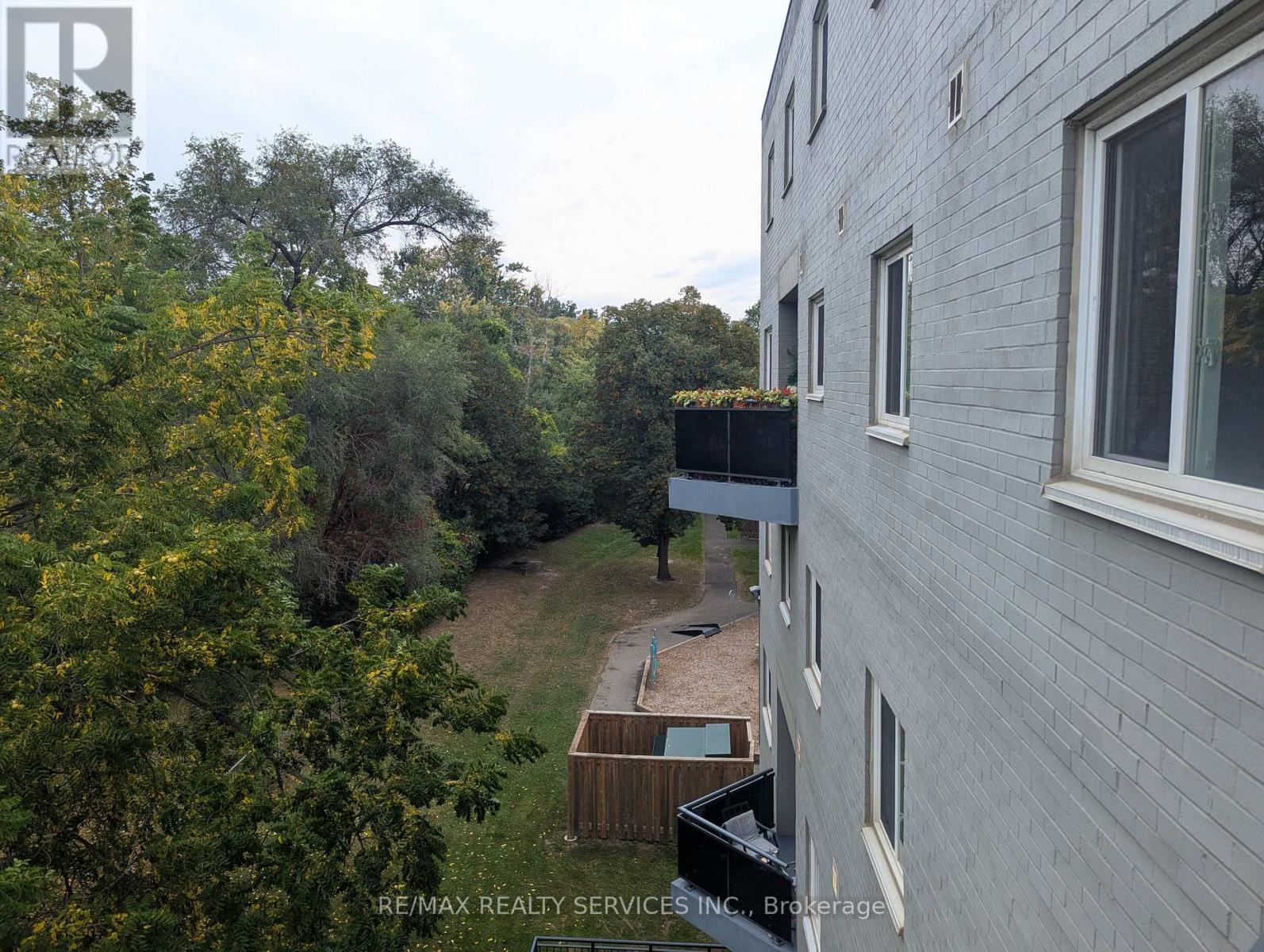 94 - 2001 Bonnymede Drive, Mississauga, Ontario L5J 4H8 - Photo 40 - W13855524