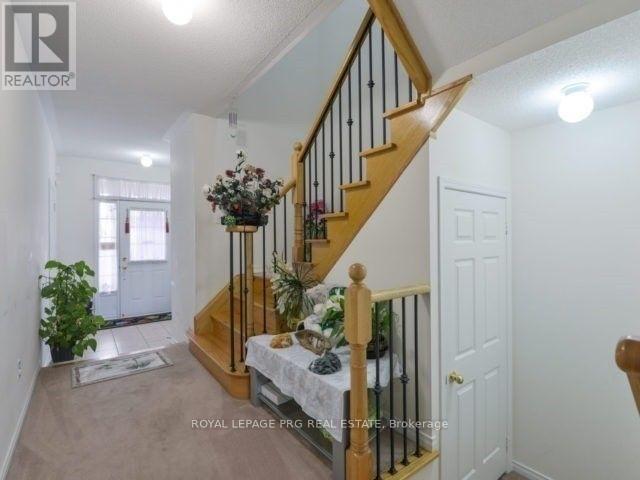 41 Unionville Crescent, Brampton, Ontario  L6P 2Z4 - Photo 5 - W13854478