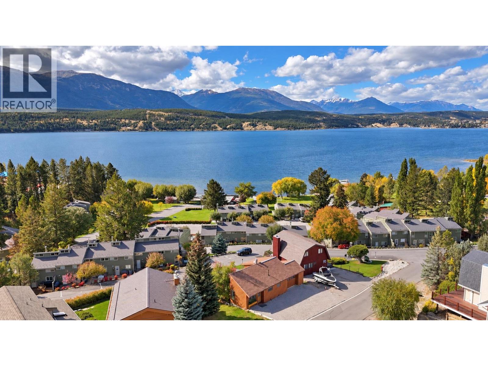 1385 Terravista Road, Windermere, British Columbia  V0B 2L0 - Photo 4 - 10402406