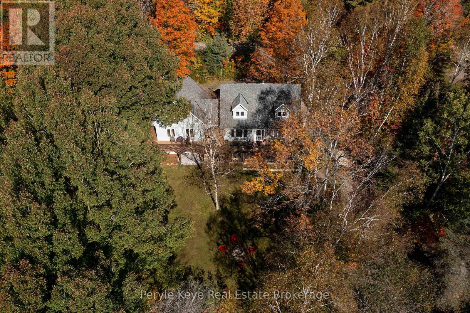 1042 HILLSIDE CRESCENT, Lake of Bays, Ontario