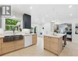 818 EXCELLER CIRCLE, Newmarket, Ontario