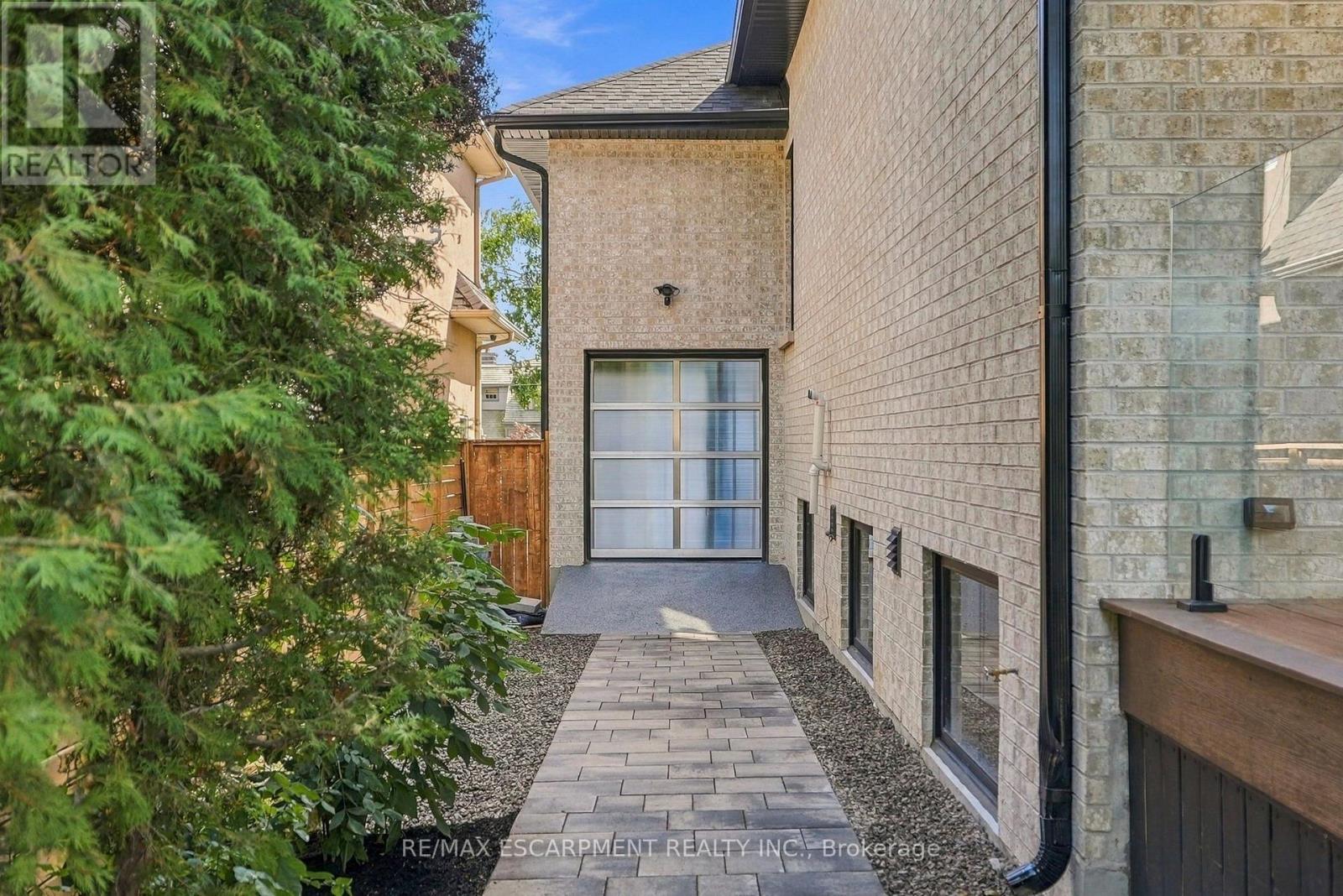 89 Cumberland Drive, Mississauga, Ontario  L5G 3N2 - Photo 45 - W13855886