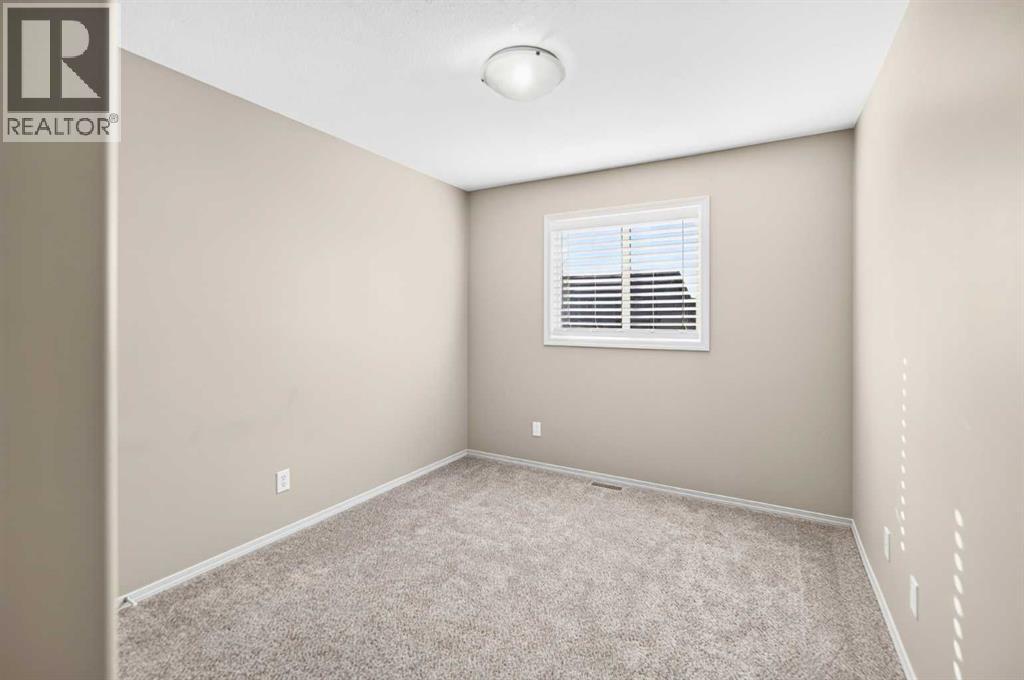 21 Pinetree Close