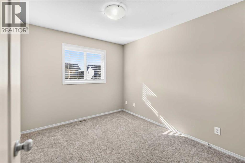 21 Pinetree Close