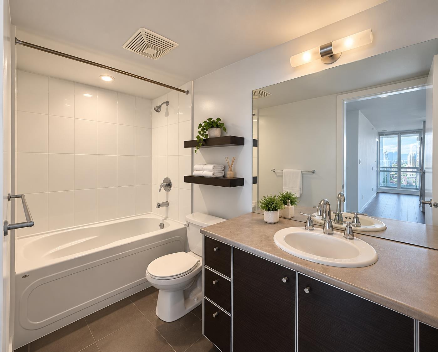 2507 13688 100 Avenue, Surrey, British Columbia  V3T 0G5 - Photo 8 - R3164341