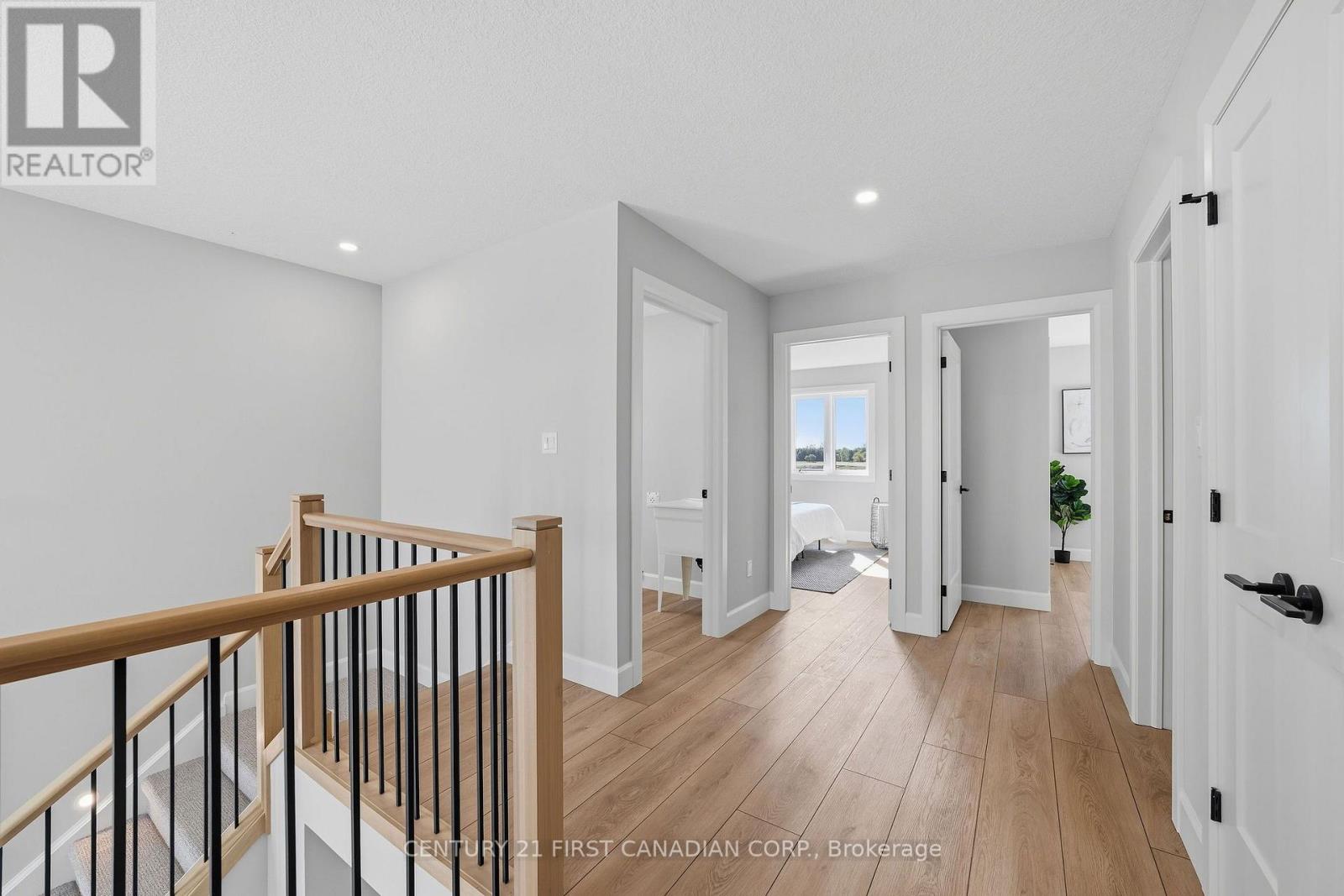 132 Addison Avenue, Lucan Biddulph, Ontario  N0M 2J0 - Photo 21 - X13856324