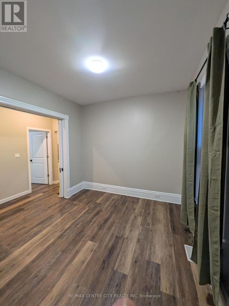 40 Queen Street, St. Thomas, Ontario  N5R 3J2 - Photo 6 - X13856362