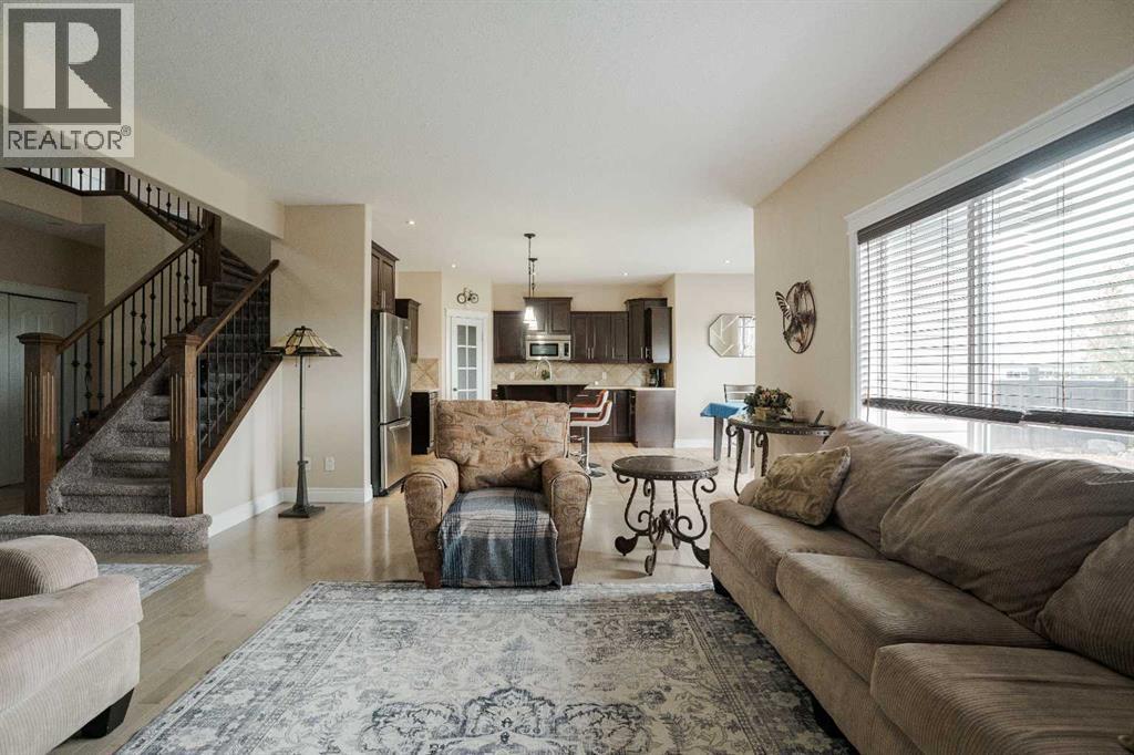 163 Rattlepan Creek Crescent