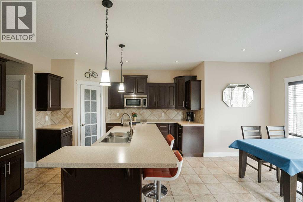 163 Rattlepan Creek Crescent