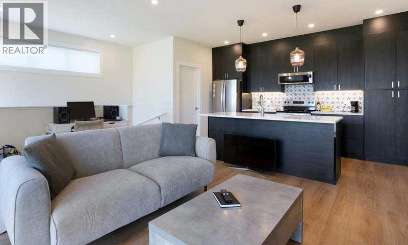 728 71 Avenue Sw, Calgary, Alberta  T2V 0R4 - Photo 36 - A2349122