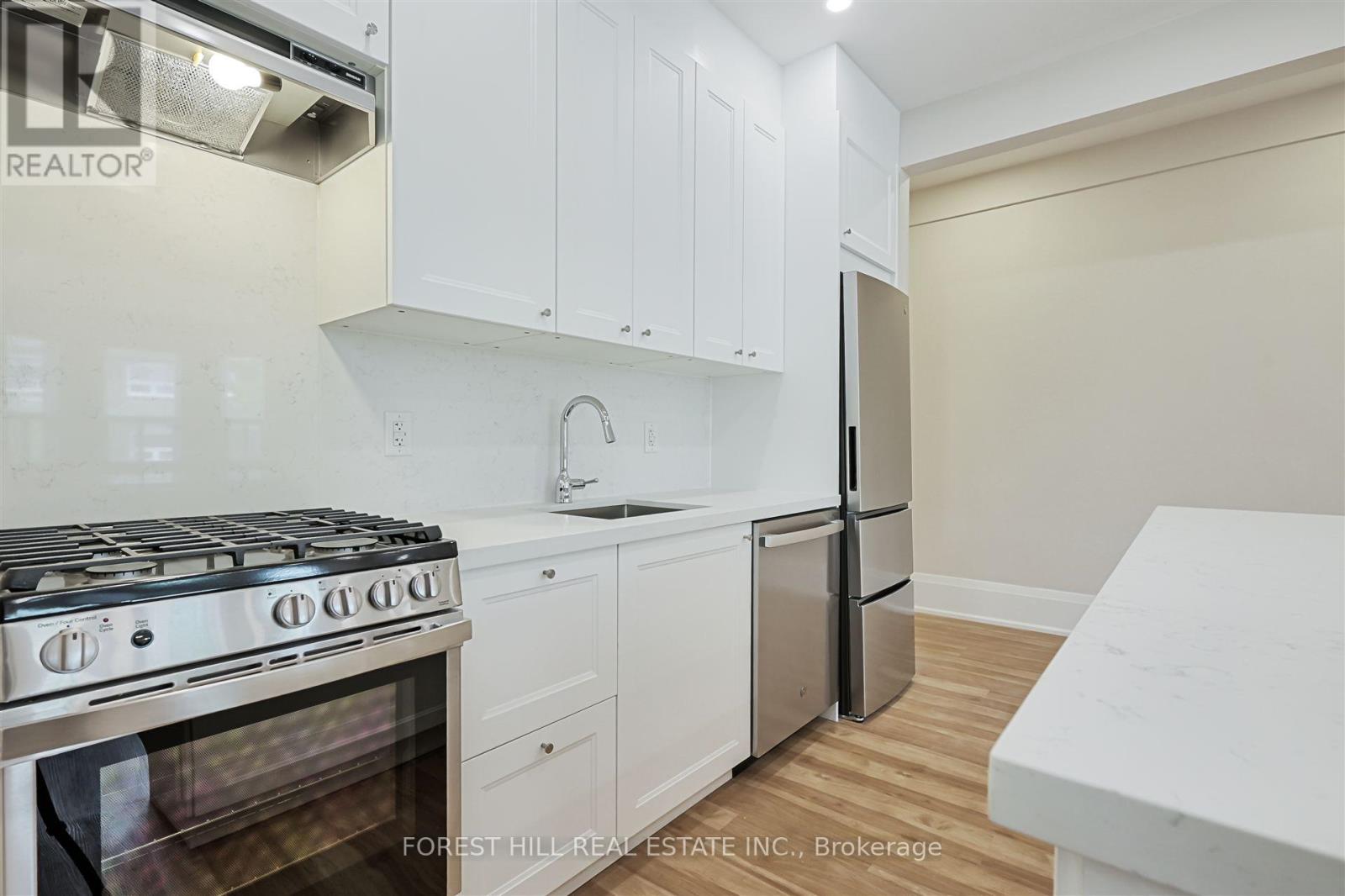 201 - 333 HARBORD STREET Toronto (Palmerston-Little Italy), ON M6G 1H3