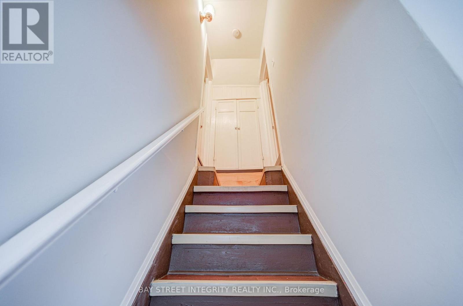 19 Robinson Avenue, Toronto, Ontario  M1L 3S8 - Photo 27 - E13856348