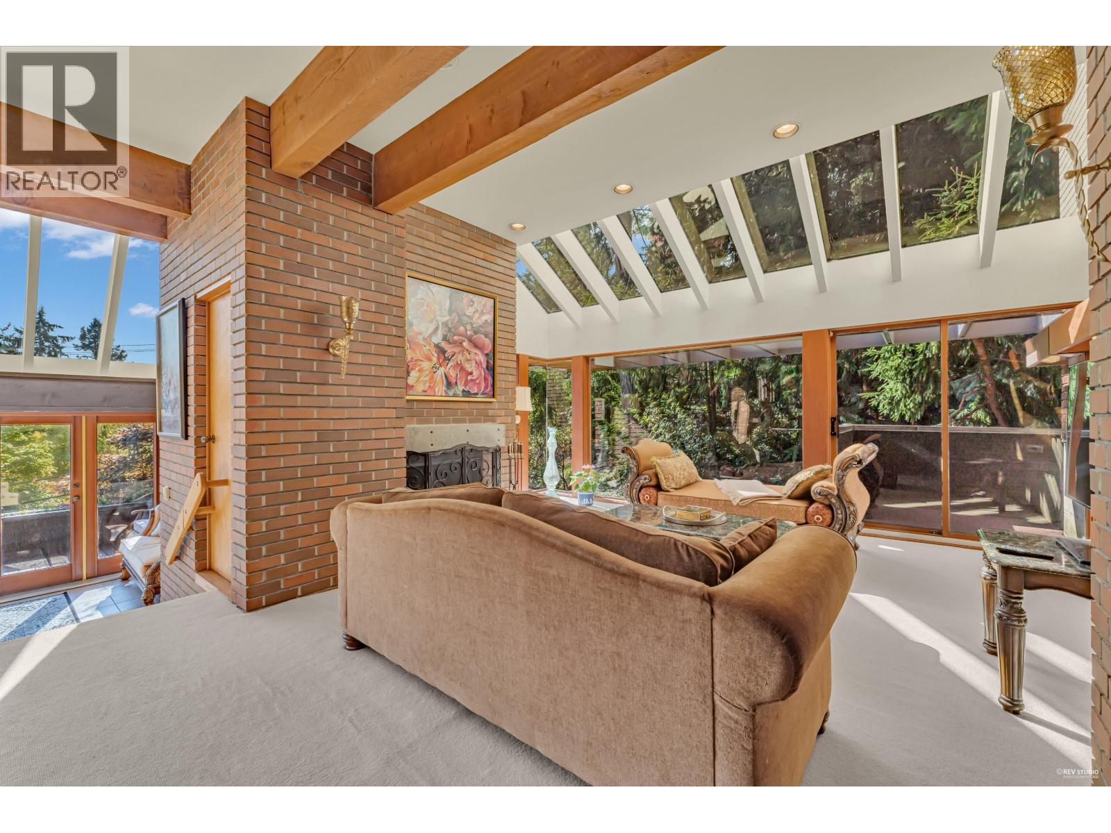 4651 MARINE DRIVE