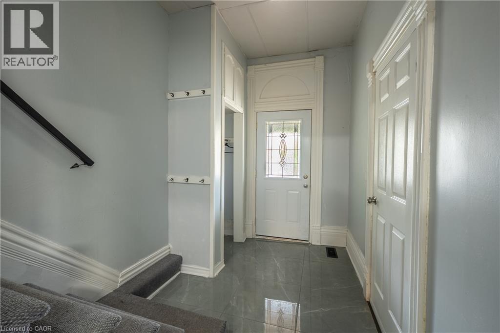 137 Alfred Street, Brantford, Ontario  N3S 5G7 - Photo 9 - 40862036