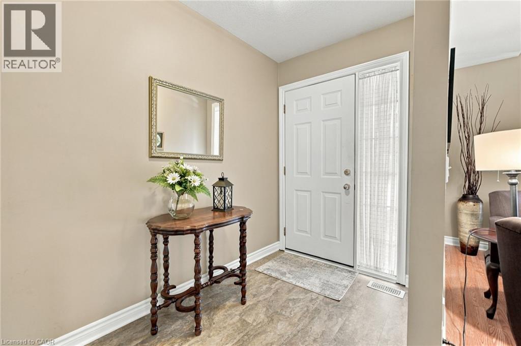 3241 Montrose Road Unit# 22, Niagara Falls, Ontario  L2H 3L3 - Photo 7 - 40868128