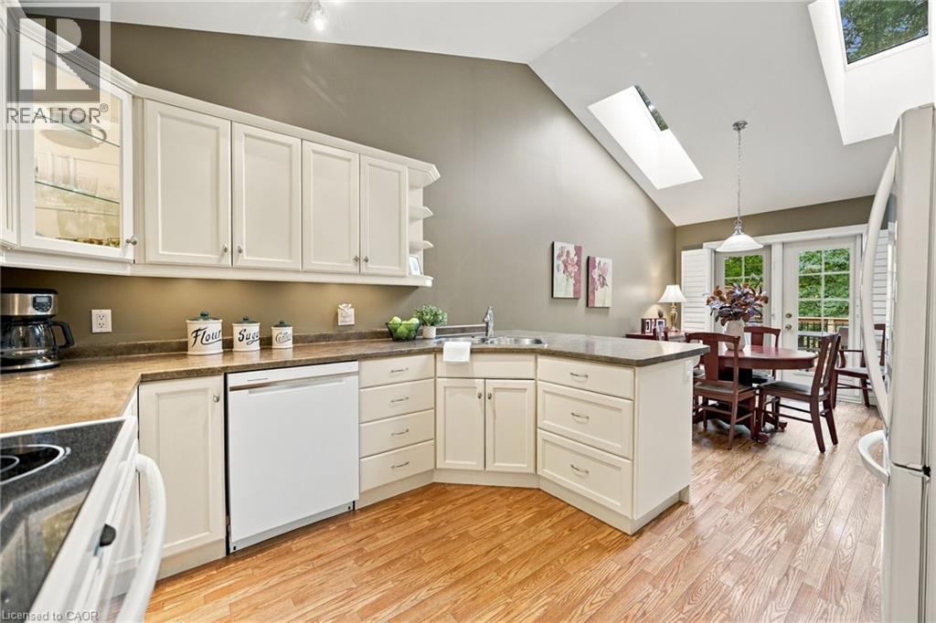 3241 Montrose Road Unit# 22, Niagara Falls, Ontario  L2H 3L3 - Photo 11 - 40868128