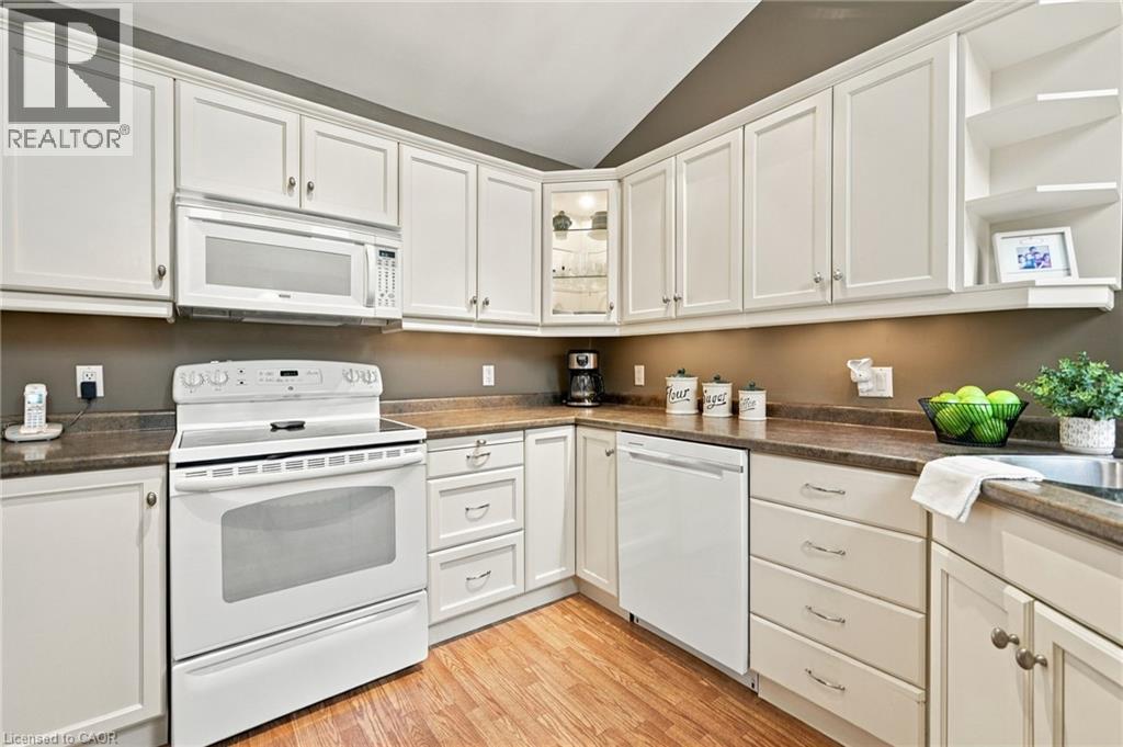 3241 Montrose Road Unit# 22, Niagara Falls, Ontario  L2H 3L3 - Photo 13 - 40868128