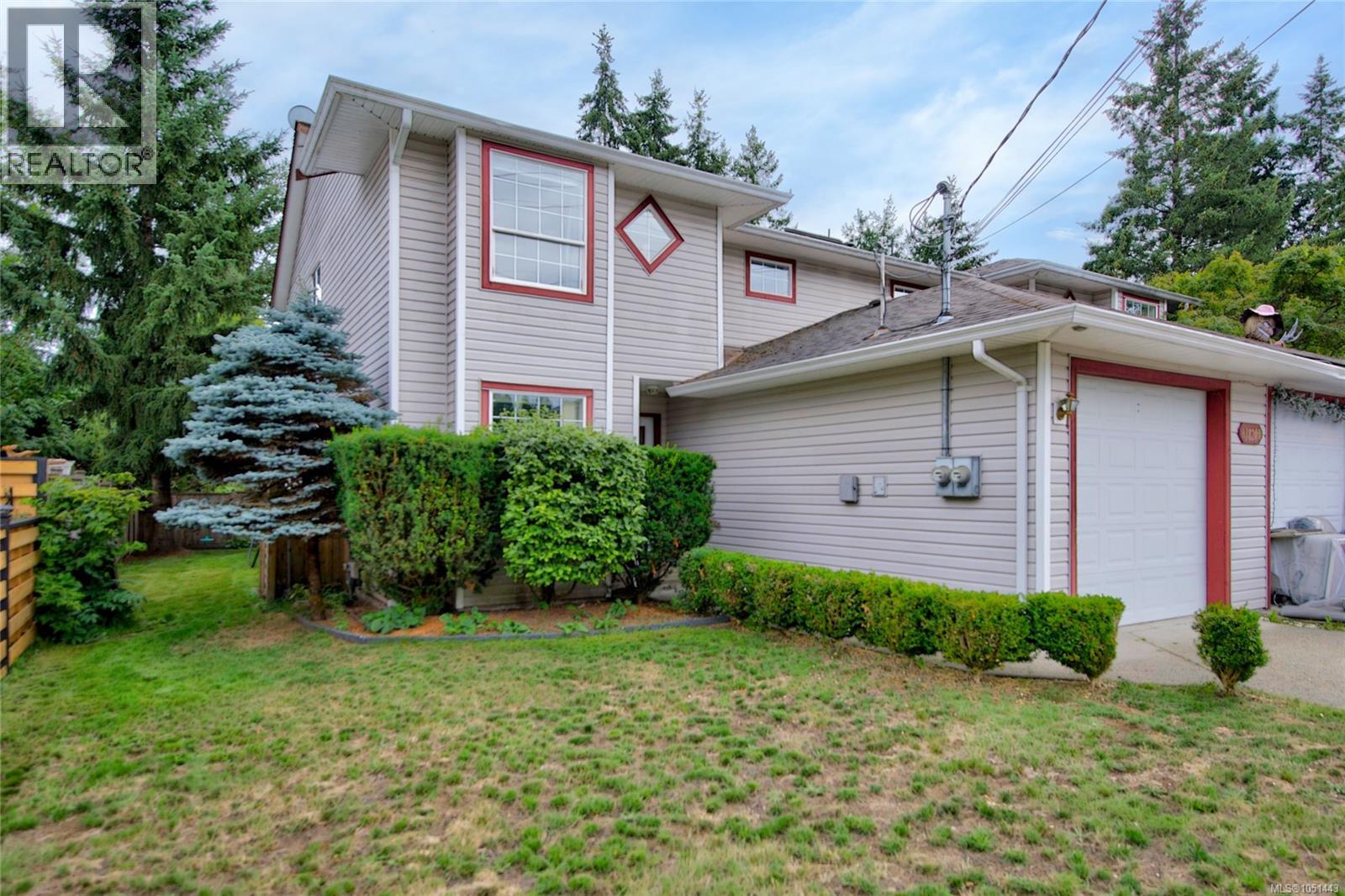A 1820 1st St, Courtenay, British Columbia  V9N 6V5 - Photo 2 - 1051443