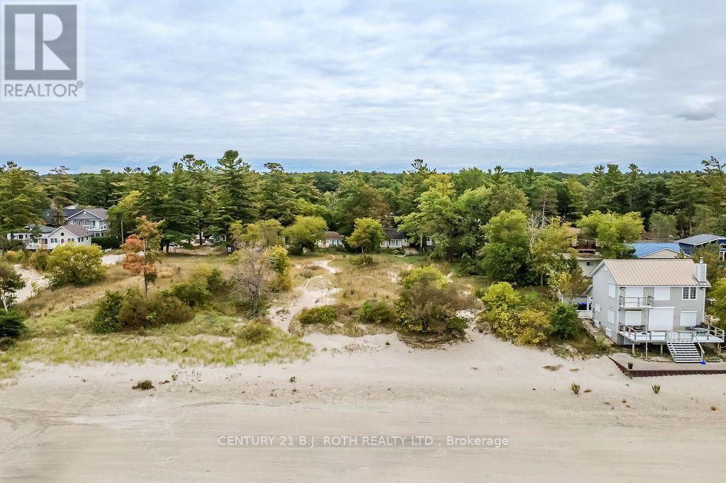 230 Shore Lane, Wasaga Beach, Ontario  L9Z 2J1 - Photo 4 - S13824298
