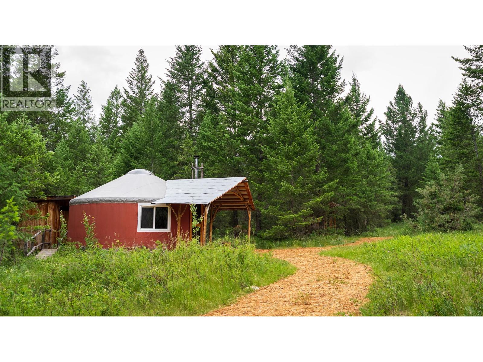 7058 95 Highway, Radium Hot Springs, British Columbia  V0A 1M0 - Photo 13 - 10402033