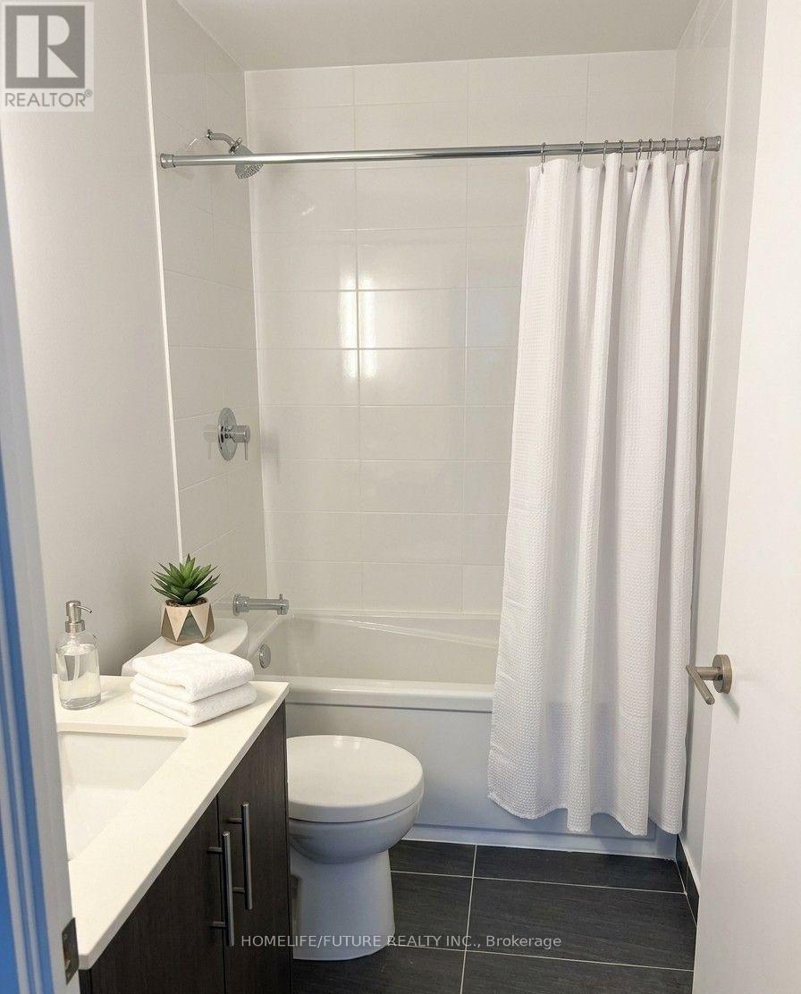 607(S) - 215 Veterans Drive, Brampton, Ontario  L7A 5L6 - Photo 14 - W13856344