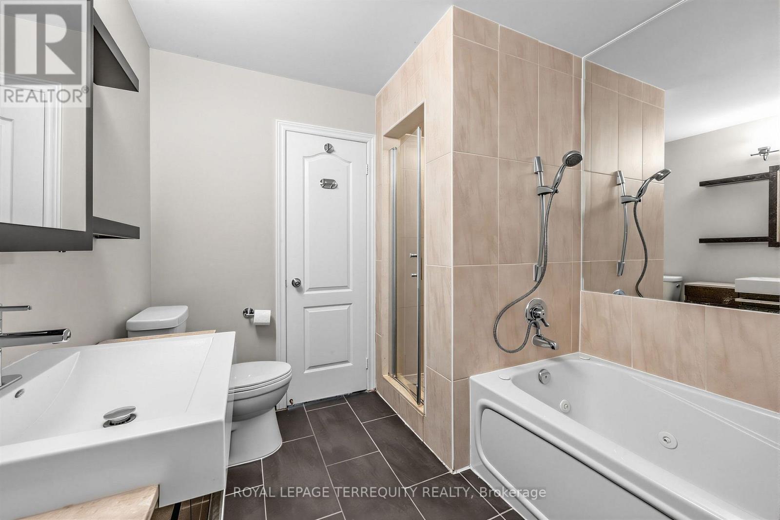 2 - 68 Superior Creek Lane, Toronto, Ontario  M8Z 6C6 - Photo 18 - W13856384