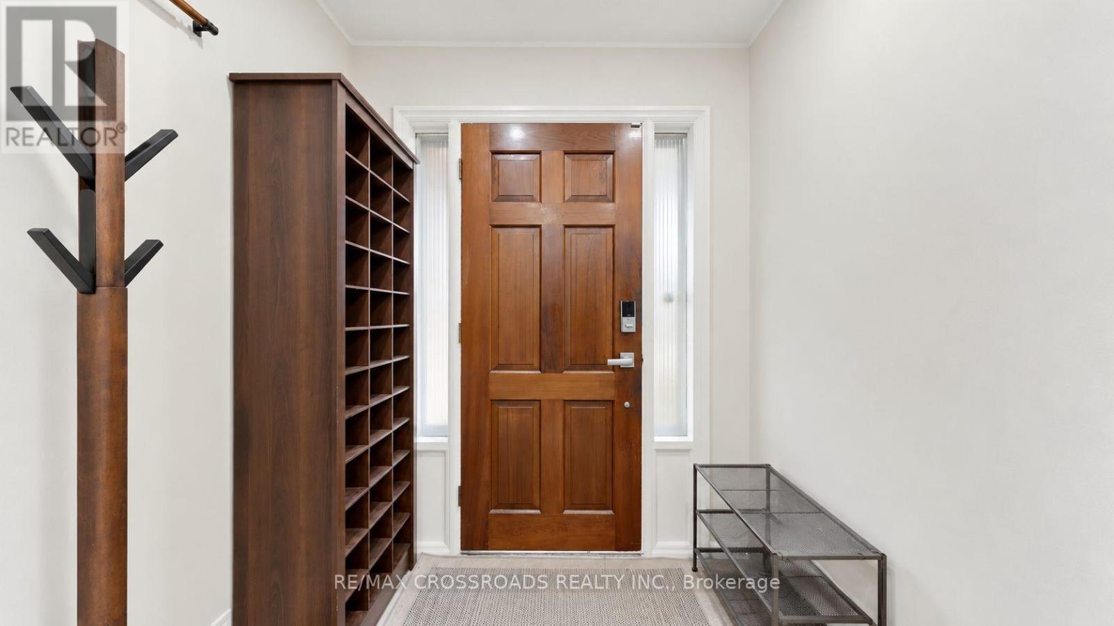 6 - 106 Stilecroft Drive, Toronto, Ontario  M3J 1A9 - Photo 2 - W13856414