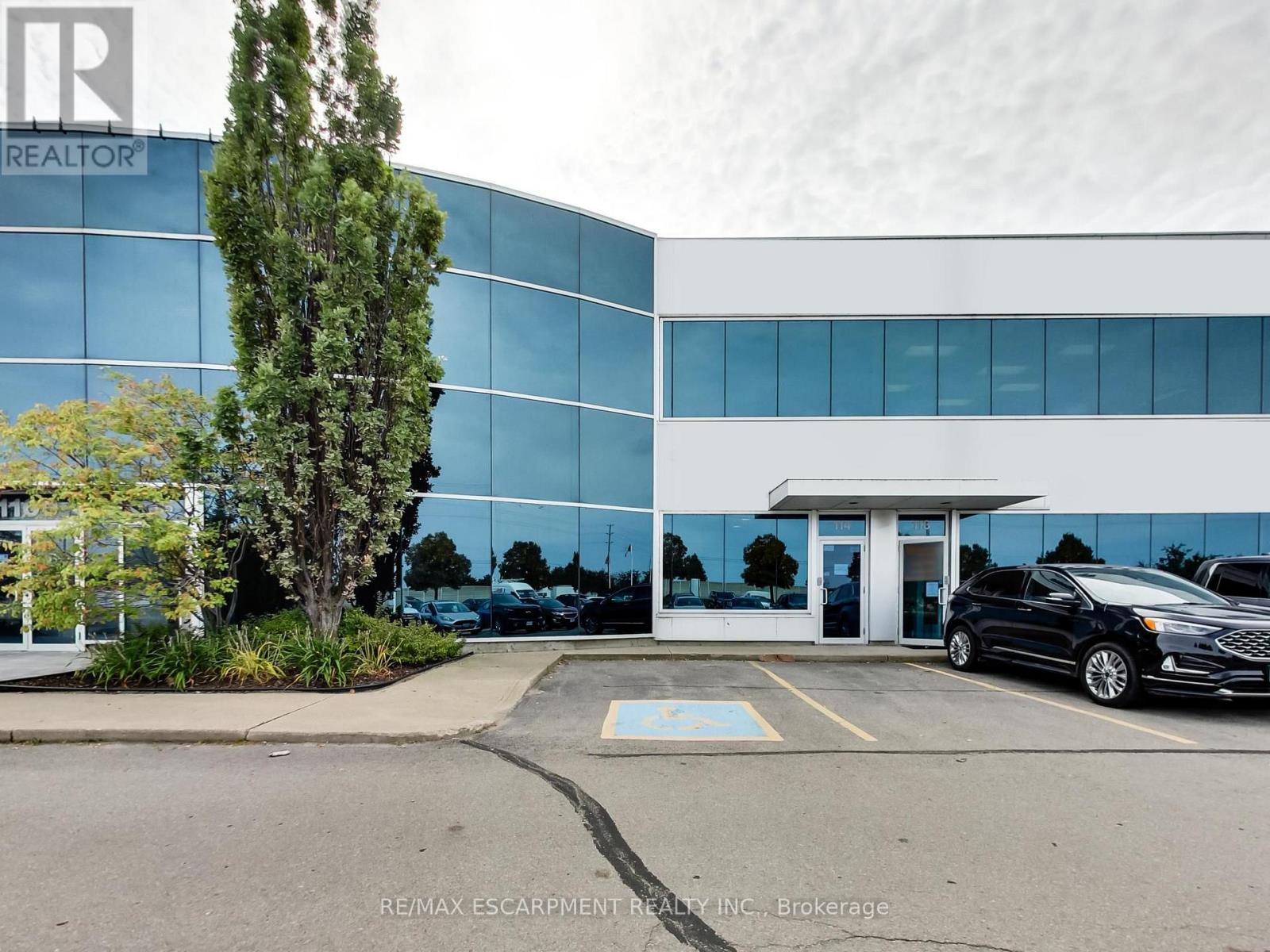 114 - 1100 South Service Road, Hamilton, Ontario  L8E 0C5 - Photo 1 - X13856372