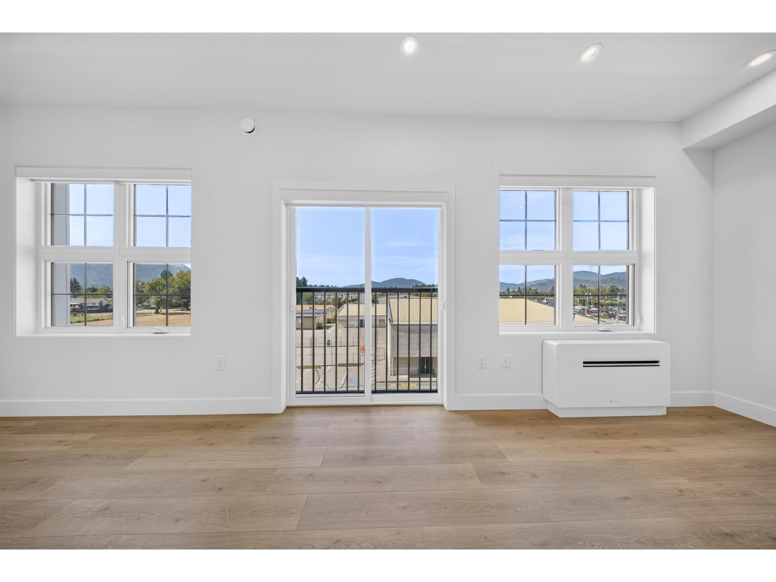303 46187 THOMAS ROAD|Sardis South