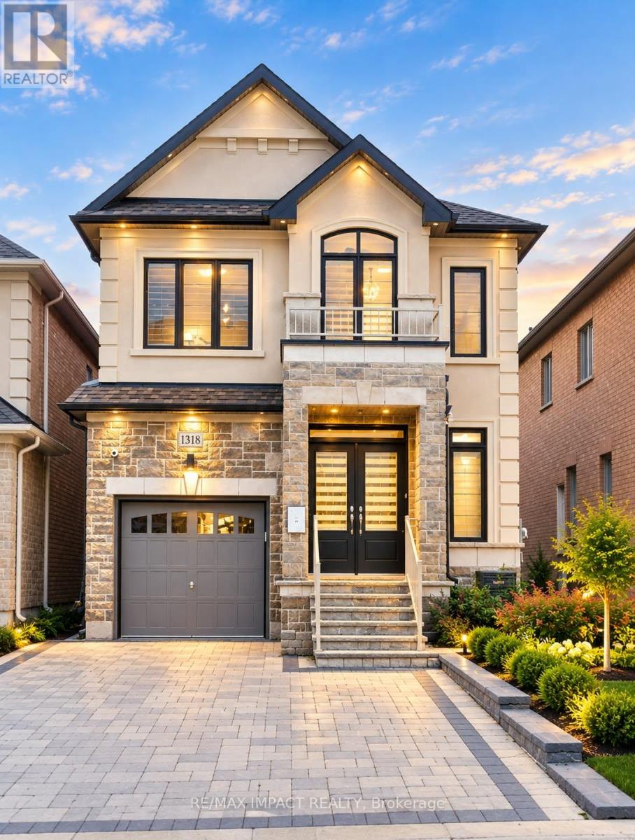1318 APOLLO STREET, Oshawa, Ontario
