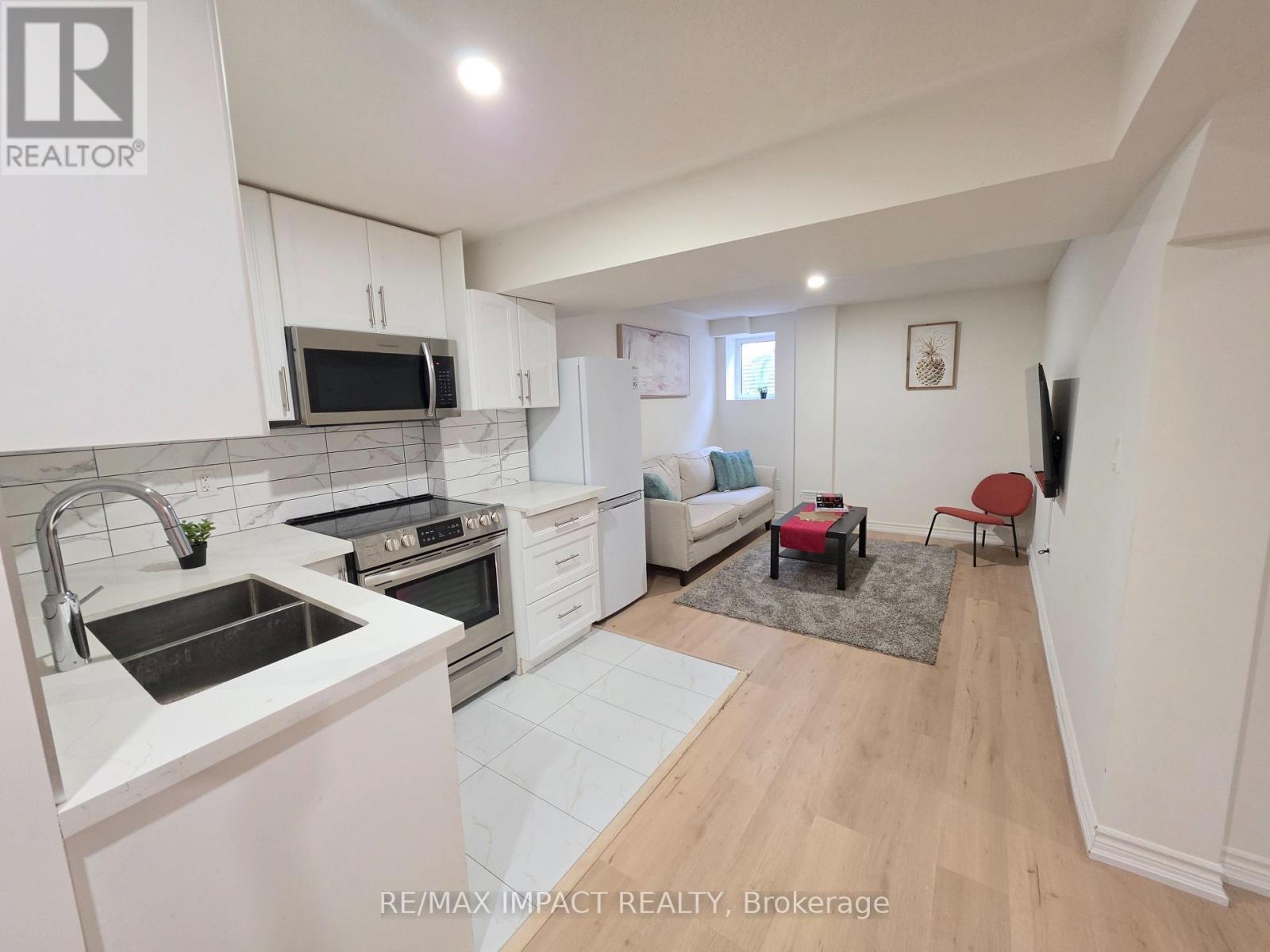 1318 Apollo Street, Oshawa (Eastdale), Ontario  L1K 3E6 - Photo 35 - E13811432