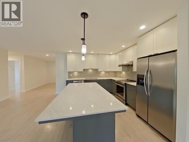 7129 EDGEHILL CRESCENT
